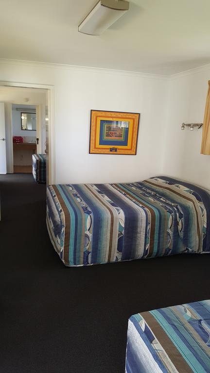 Siesta Villa Motel - Accommodation Airlie Beach 6