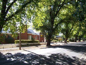 Bacchus Marsh Avenue - Accommodation Tasmania 1