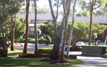 Comfort Inn & Suites Robertson Gardens - Accommodation Adelaide 0