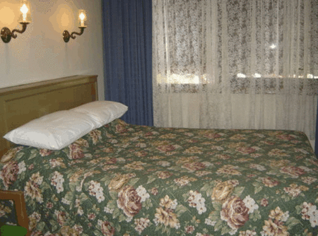 Burkes Hotel Motel - Accommodation Adelaide 3