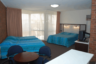 Lakes Central Hotel - Accommodation NT 1