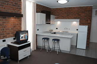 Lakes Central Hotel - Accommodation NT 2