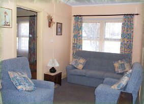 Pioneer Garden Cottages - Accommodation Airlie Beach 2