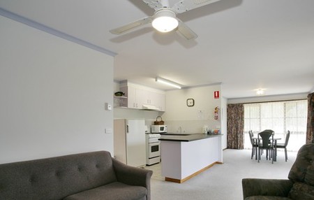 Summerfield Studio Apartments - Accommodation Fremantle 1