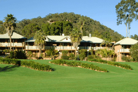 The Retreat At Wisemans - Accommodation Airlie Beach 0