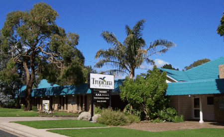 The Tropicana Motor Inn - Surfers Gold Coast