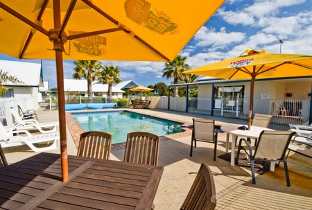 Torquay Tropicana Motel - Accommodation Port Hedland