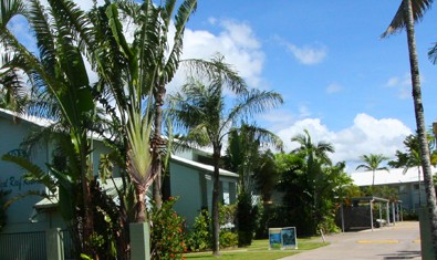 Coral Reef Resort  Holiday Apartments - Accommodation Gladstone 1
