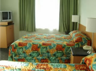 Bailey's Motel - St Kilda Accommodation 1