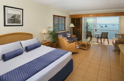 Coral Sea Resort - Accommodation Burleigh 2