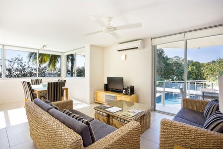 Maison Noosa Luxury Beachfront Resort - Accommodation Airlie Beach 5