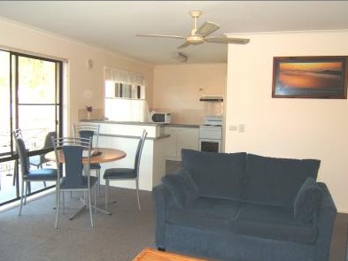 Ocean Drive Apartments - Accommodation in Brisbane