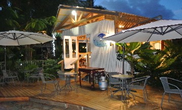 Mackays Mission Beach - Accommodation Airlie Beach 3