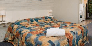 Regency Waterfront Motel - Accommodation Mermaid Beach 0