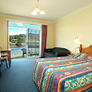 Clan Lakeside Lodge - Accommodation Airlie Beach 6
