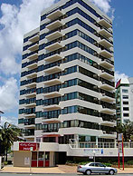 Beachfront Towers - Casino Accommodation