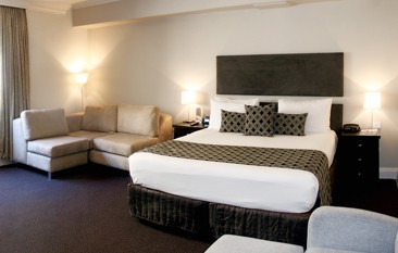 Rydges On Swanston Hotel - Accommodation Burleigh 3