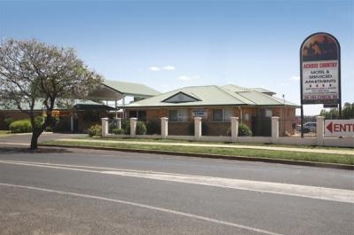 Across Country Motor Inn - Tourism Canberra