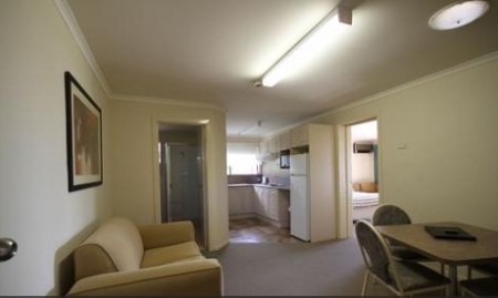 Araluen Motor Lodge - St Kilda Accommodation