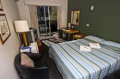 City Crown Lodge - Accommodation Airlie Beach 3