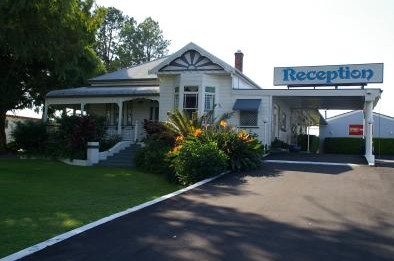 Colonial Court Motor Inn - Accommodation Redcliffe