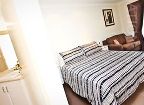Coomealla Club Motel - Dalby Accommodation