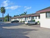 Hanging Rock Family Motel - Accommodation Airlie Beach