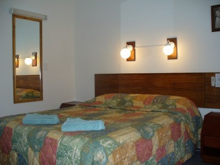 Coachman Motel - Accommodation Whitsundays 1