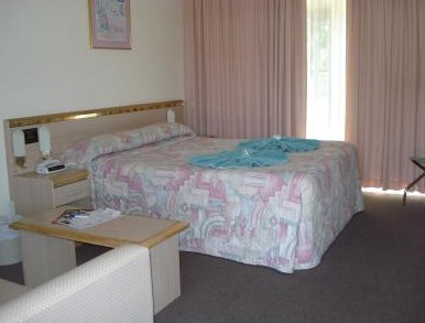 Colonial Motor Lodge - Accommodation Bookings 3