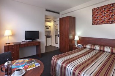 Macleay Serviced Apartment Hotel - Accommodation QLD 1