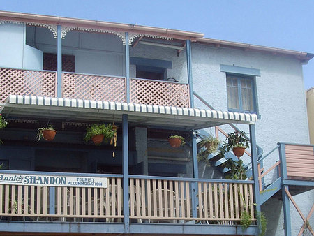 Annies Shandon Inn - Accommodation in Surfers Paradise