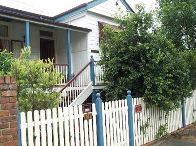 Eskdale Bed And Breakfast - Redcliffe Tourism
