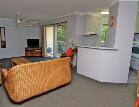 Paradise Grove Holiday Apartments - Accommodation QLD 2