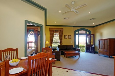 Comfort Resort Alzburg - Accommodation Tasmania 2