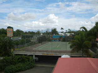 Cairns Reef Apartments And Motel - Accommodation NT 4