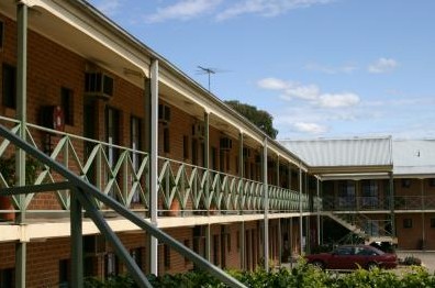Campbelltown Colonial Motor Inn - Accommodation Whitsundays 1