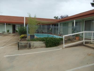 Country Comfort Cowra Countryman Motor Inn - Accommodation Find 3