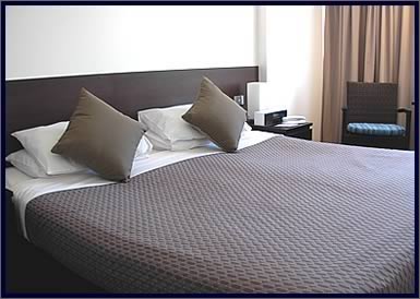 Hotel Victor - St Kilda Accommodation