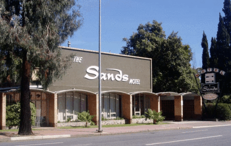 The Sands Motel - Accommodation in Bendigo