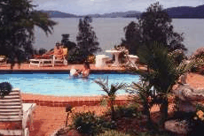 Galway Downs Lakeside Country House - Tourism Hervey Bay