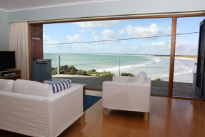 White Sails - Accommodation in Surfers Paradise