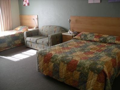 Country Comfort Orange - Accommodation Gladstone