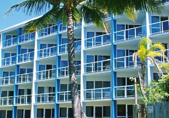 Ocean International Hotel - Accommodation Airlie Beach 1