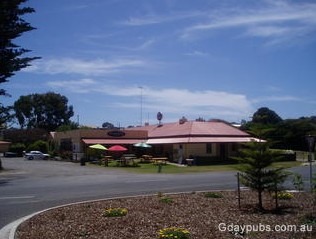 Nelson Hotel - Accommodation Airlie Beach 1