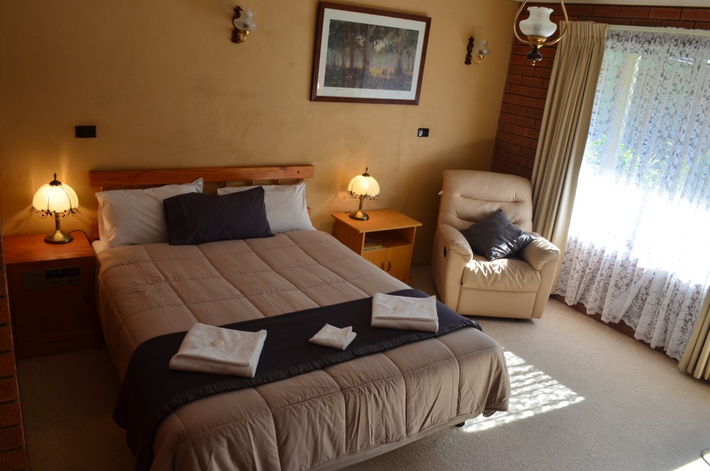 Bright Colonial Inn Motel - Accommodation Whitsundays 3