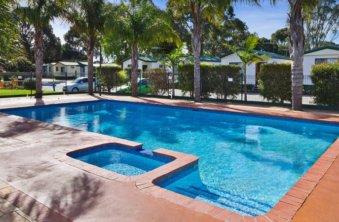 Frankston Holiday Park - Accommodation Airlie Beach 3