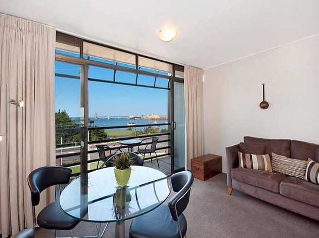 Centreport Units - Coogee Beach Accommodation 2