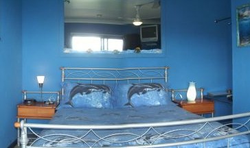 Airlie Beach Myaura Bed And Breakfast - Accommodation Main Beach 1