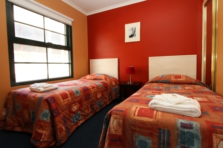 HarbourView Apartment Hotel - Accommodation Burleigh 3