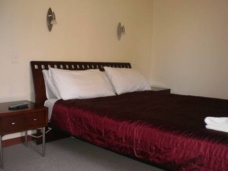 Colonial Village Motel - Coogee Beach Accommodation 3